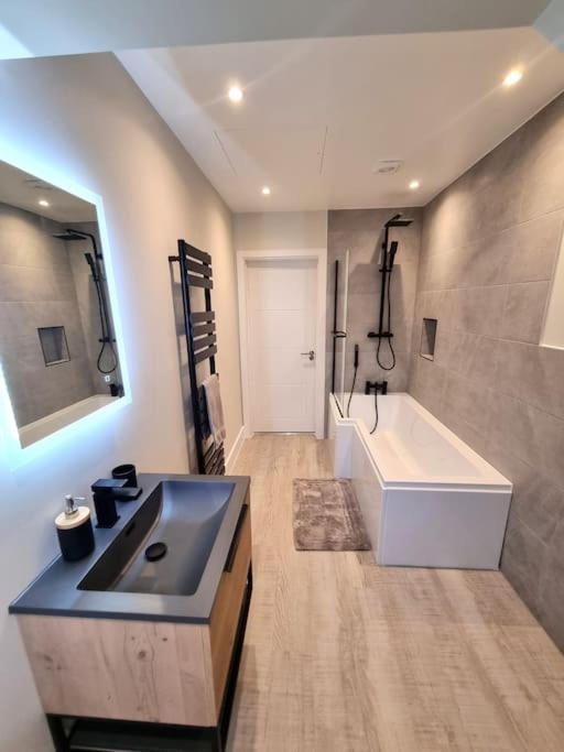Brand New, Stunning Beachside House Seasalter Εξωτερικό φωτογραφία
